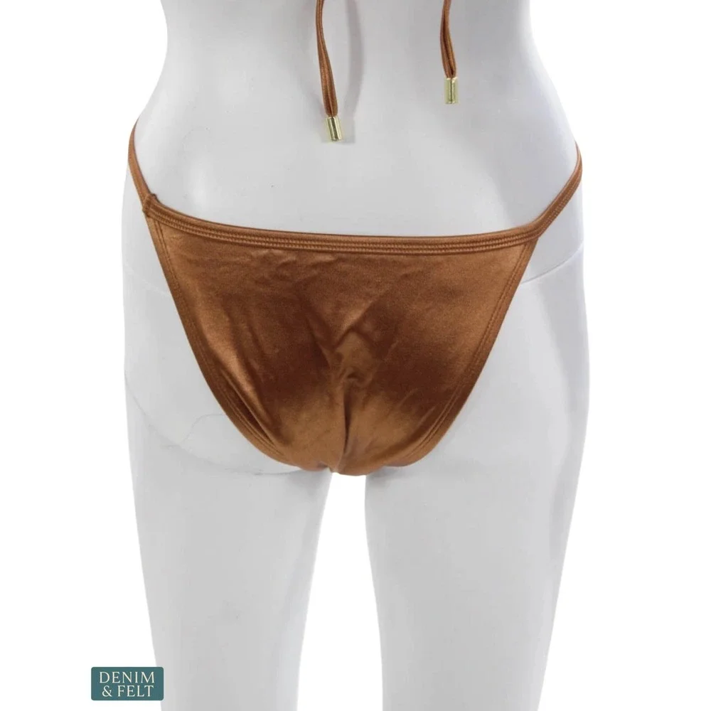 Monday Swimwear size top